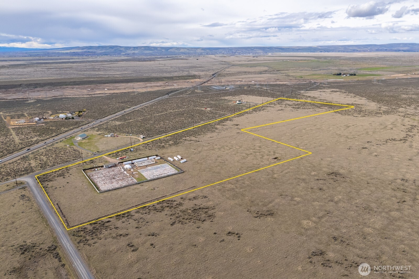 11061 Ne Neppel Road Property Photo 23