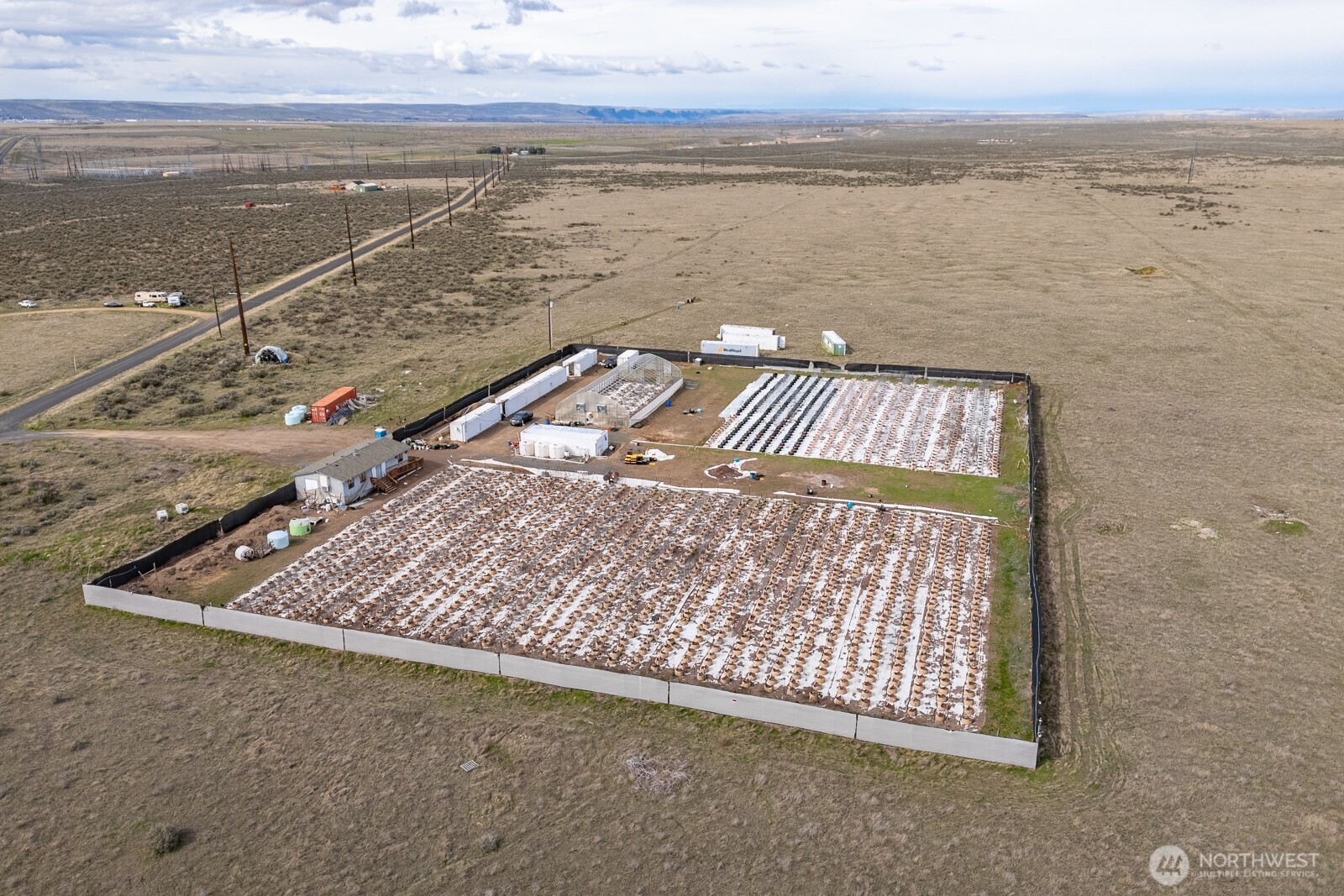 11061 Ne Neppel Road Property Photo 8