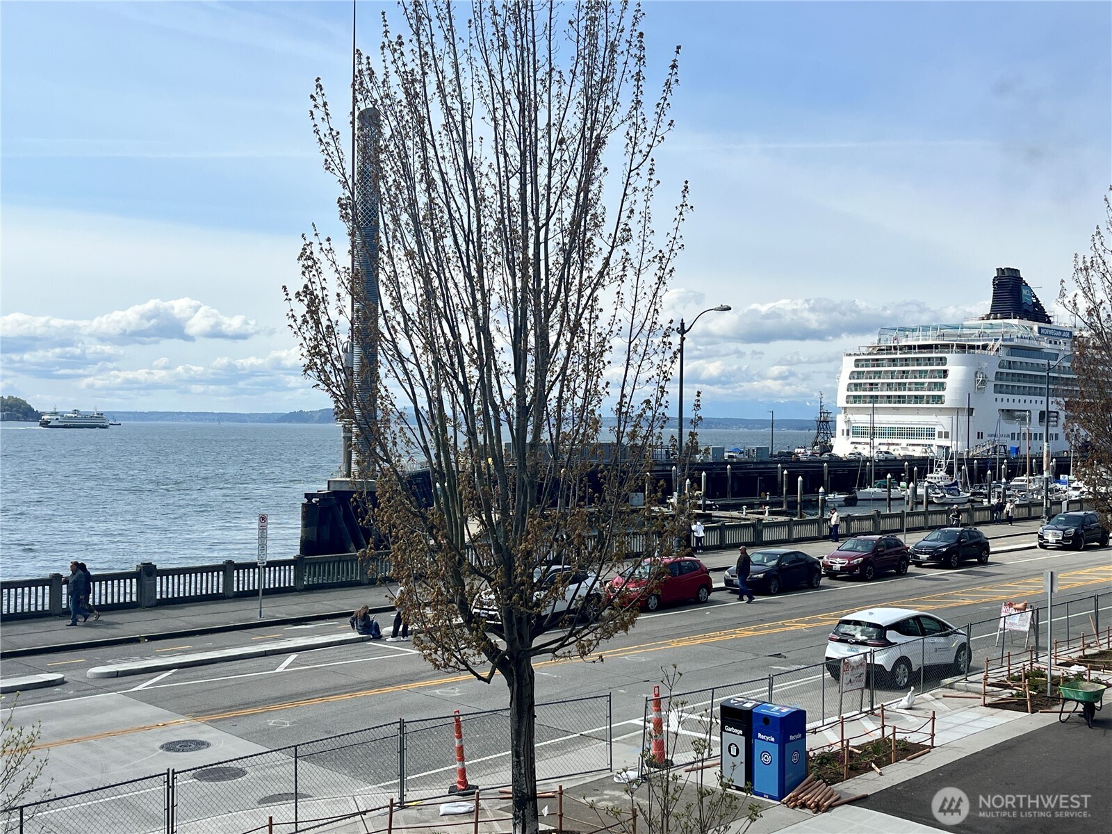 1950 Alaskan Way 227 Property Photo 31