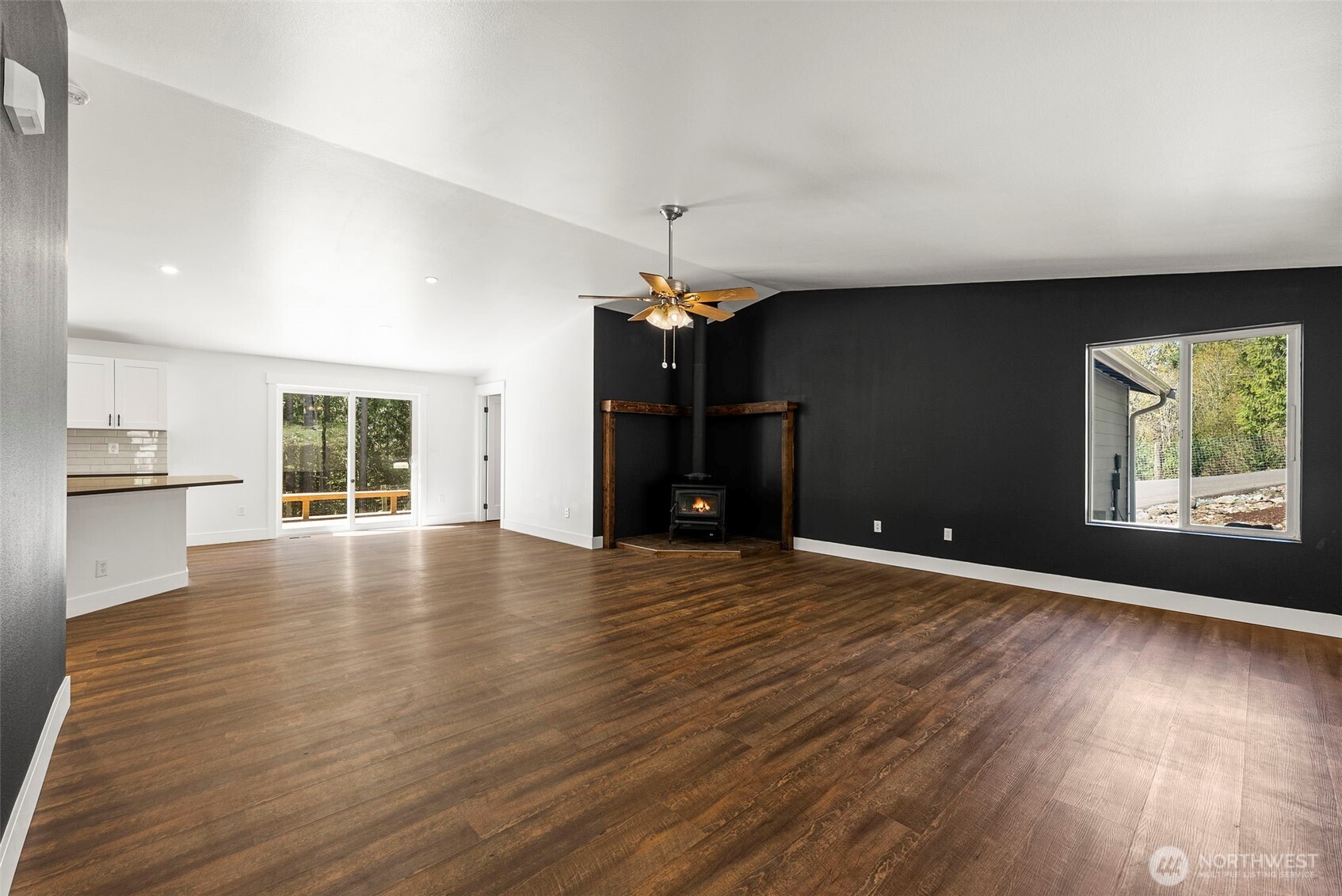 23430 Fisk Road Property Photo 7