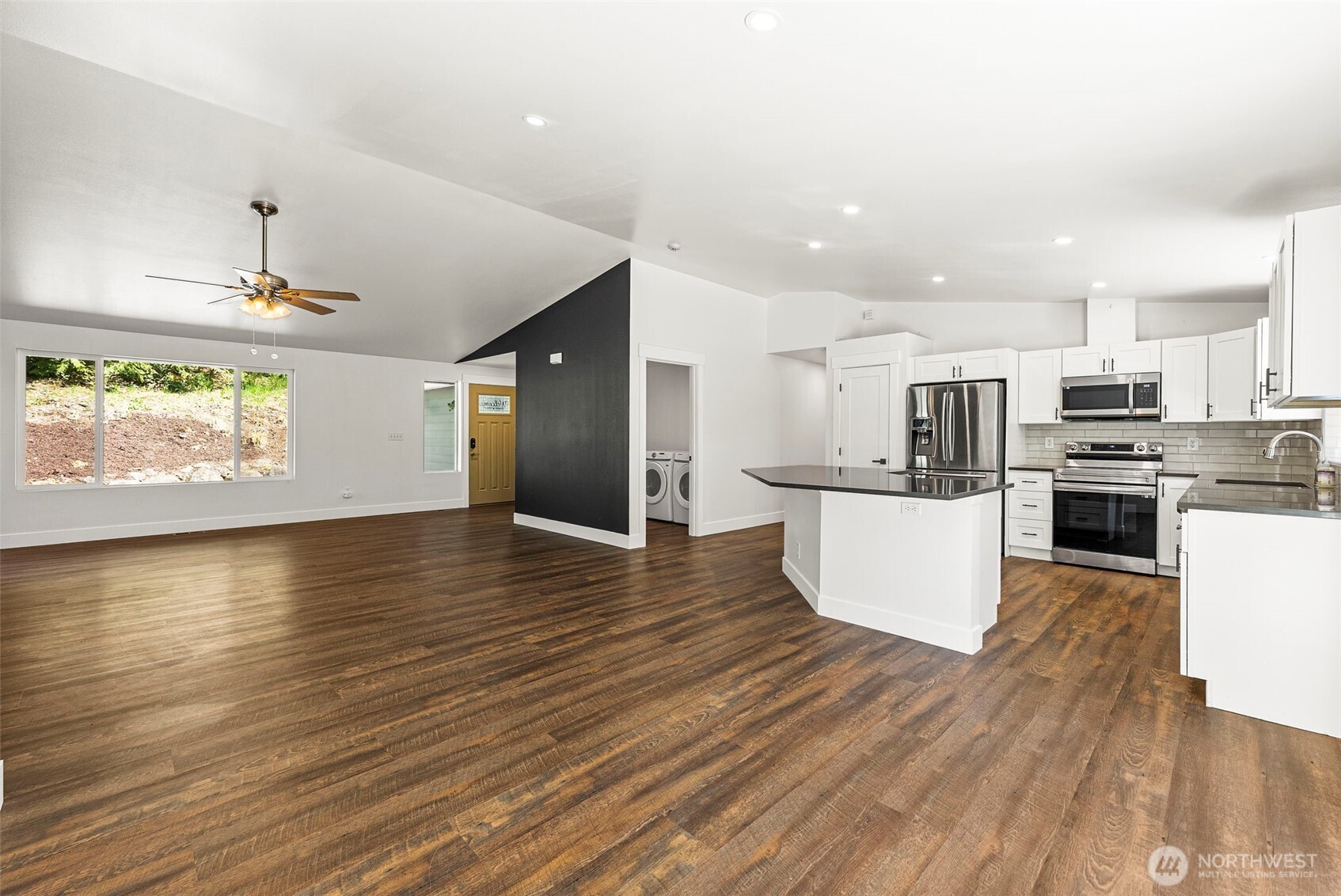 23430 Fisk Road Property Photo 14