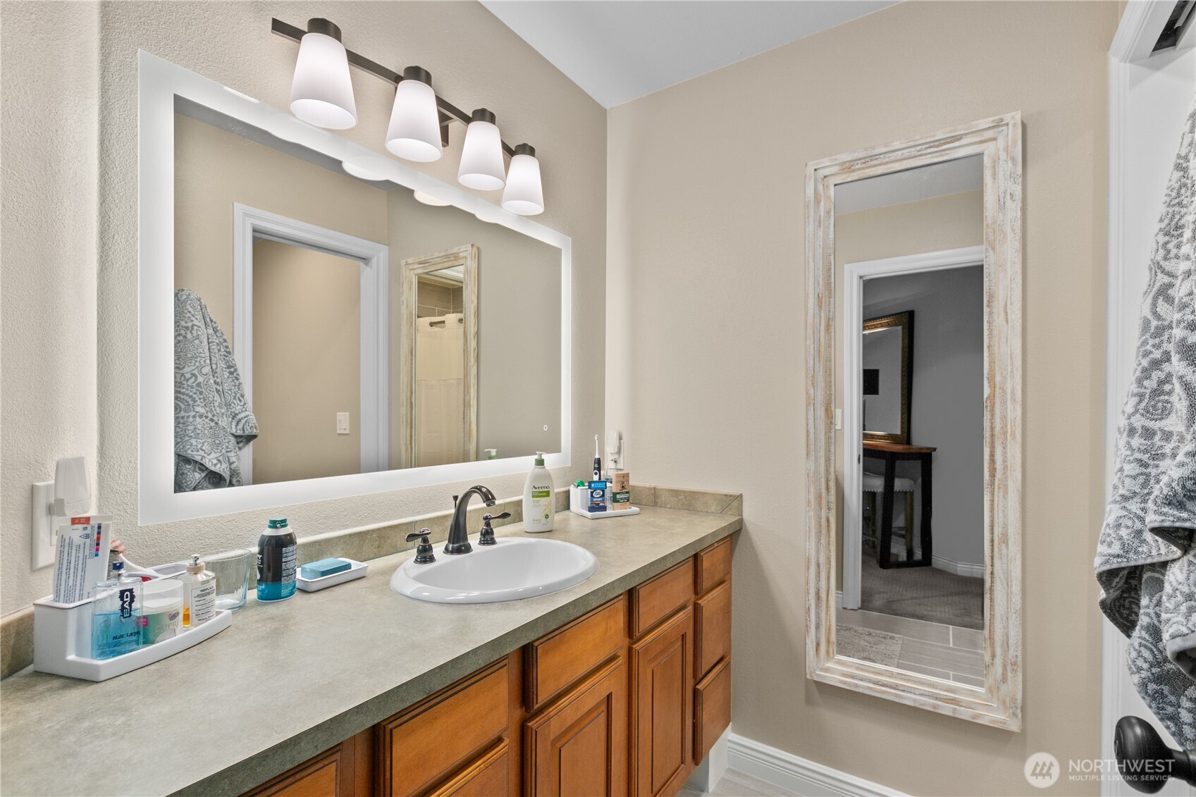 449 Island Green Way Property Photo 32