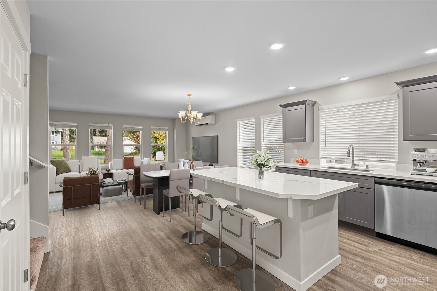 22407 Basin View Court Property Photo 6