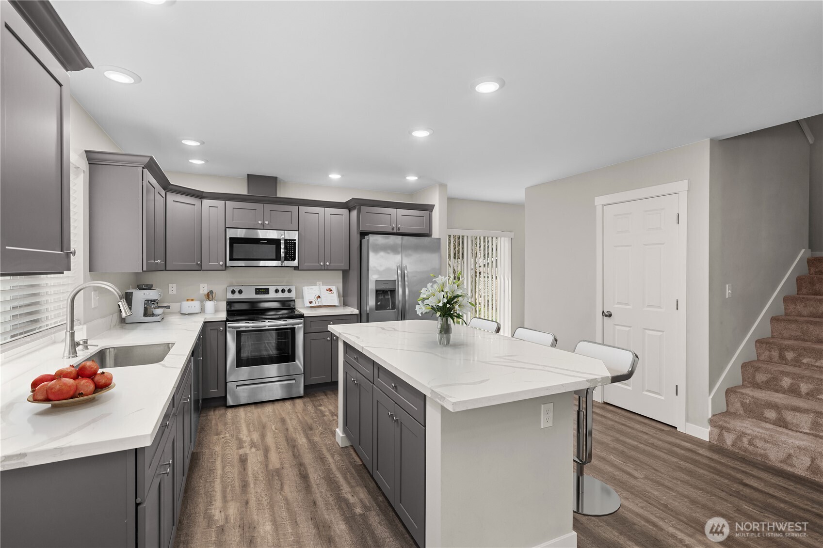22407 Basin View Court Property Photo 7