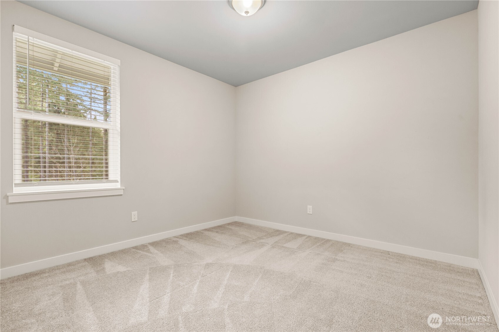 22407 Basin View Court Property Photo 13