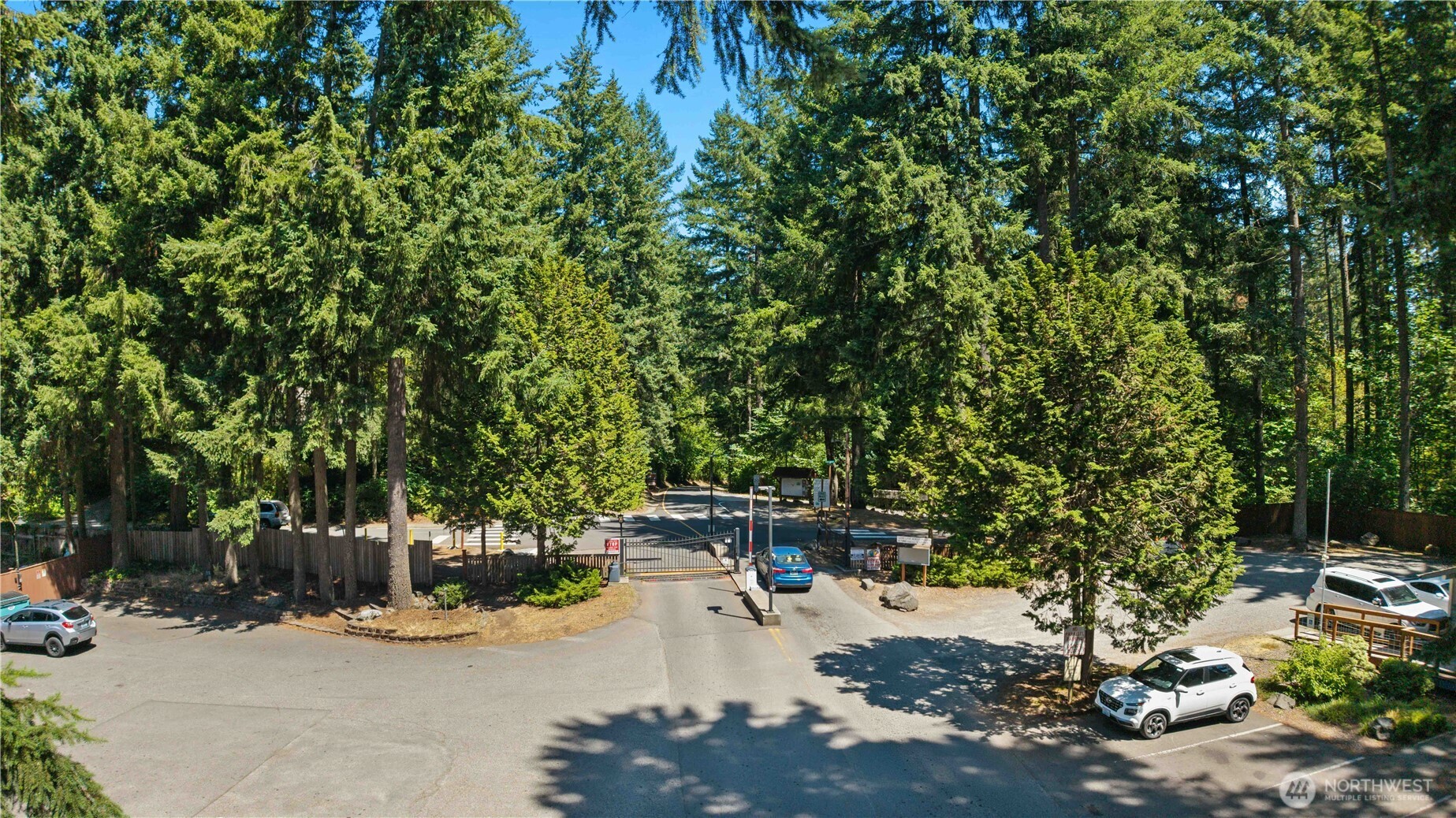 22407 Basin View Court Property Photo 27