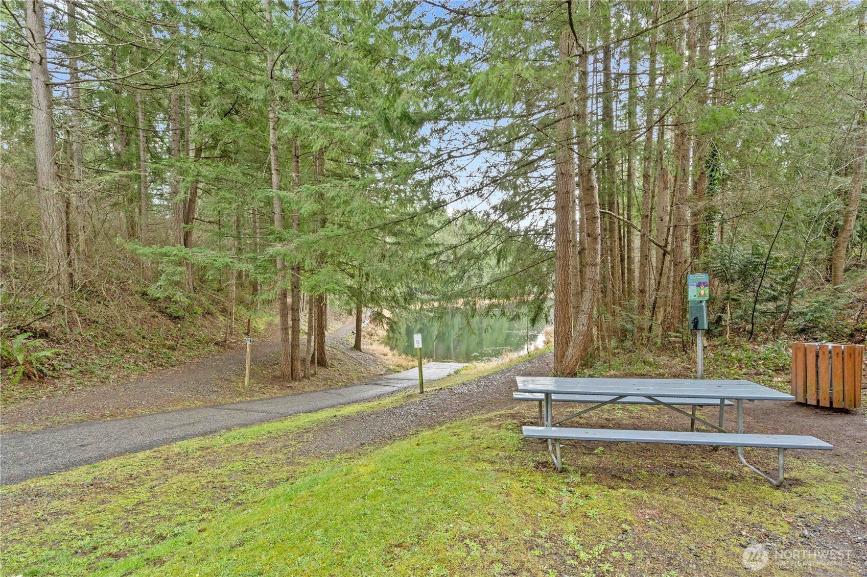 22407 Basin View Court Property Photo 31