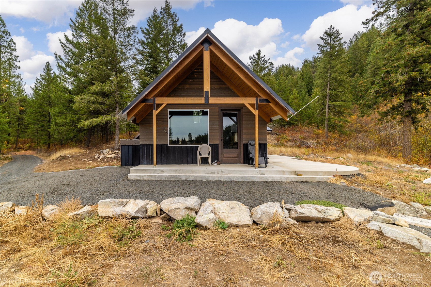 8 Camden Road Property Photo 15