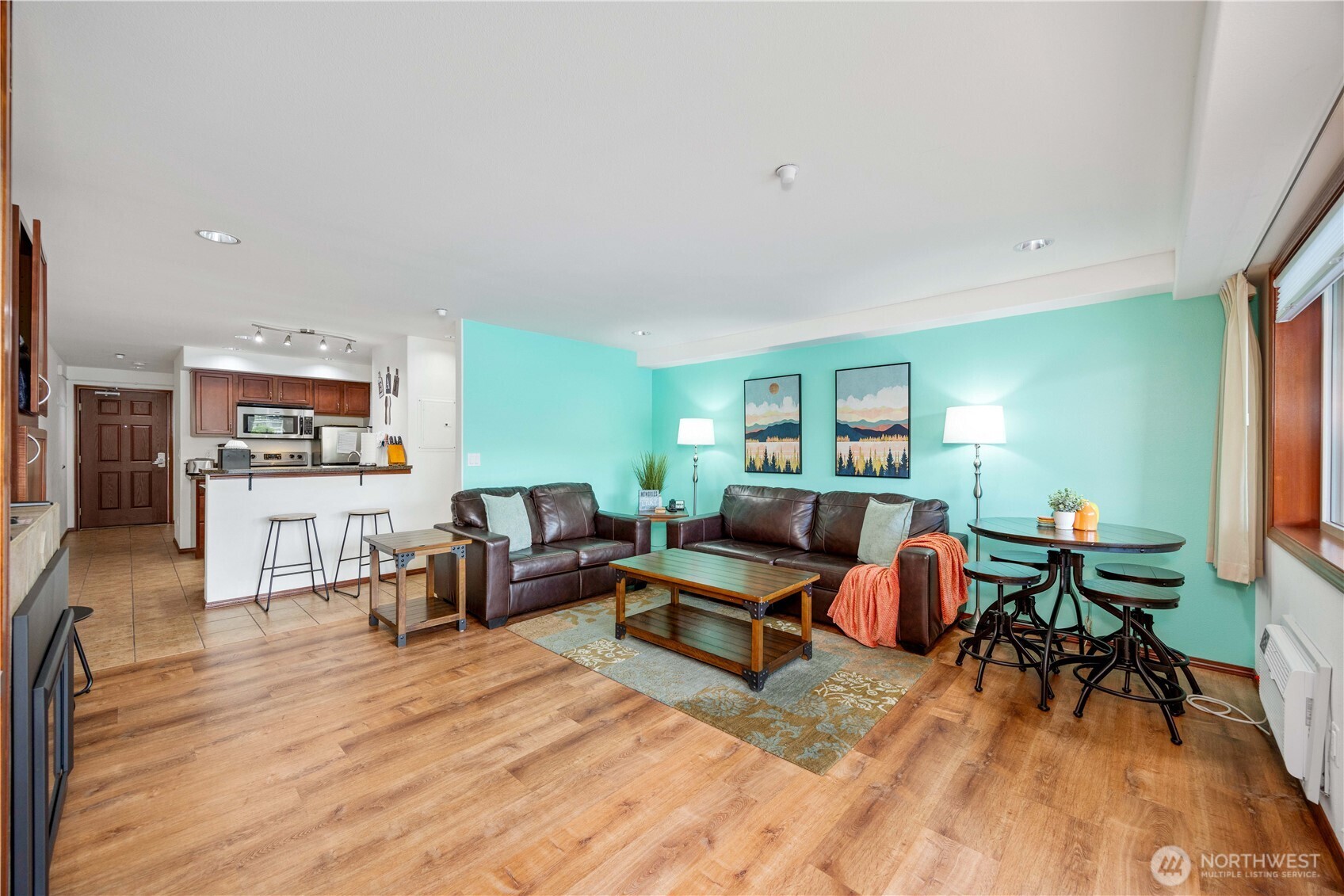 322 W Woodin Avenue 632 Property Photo 15