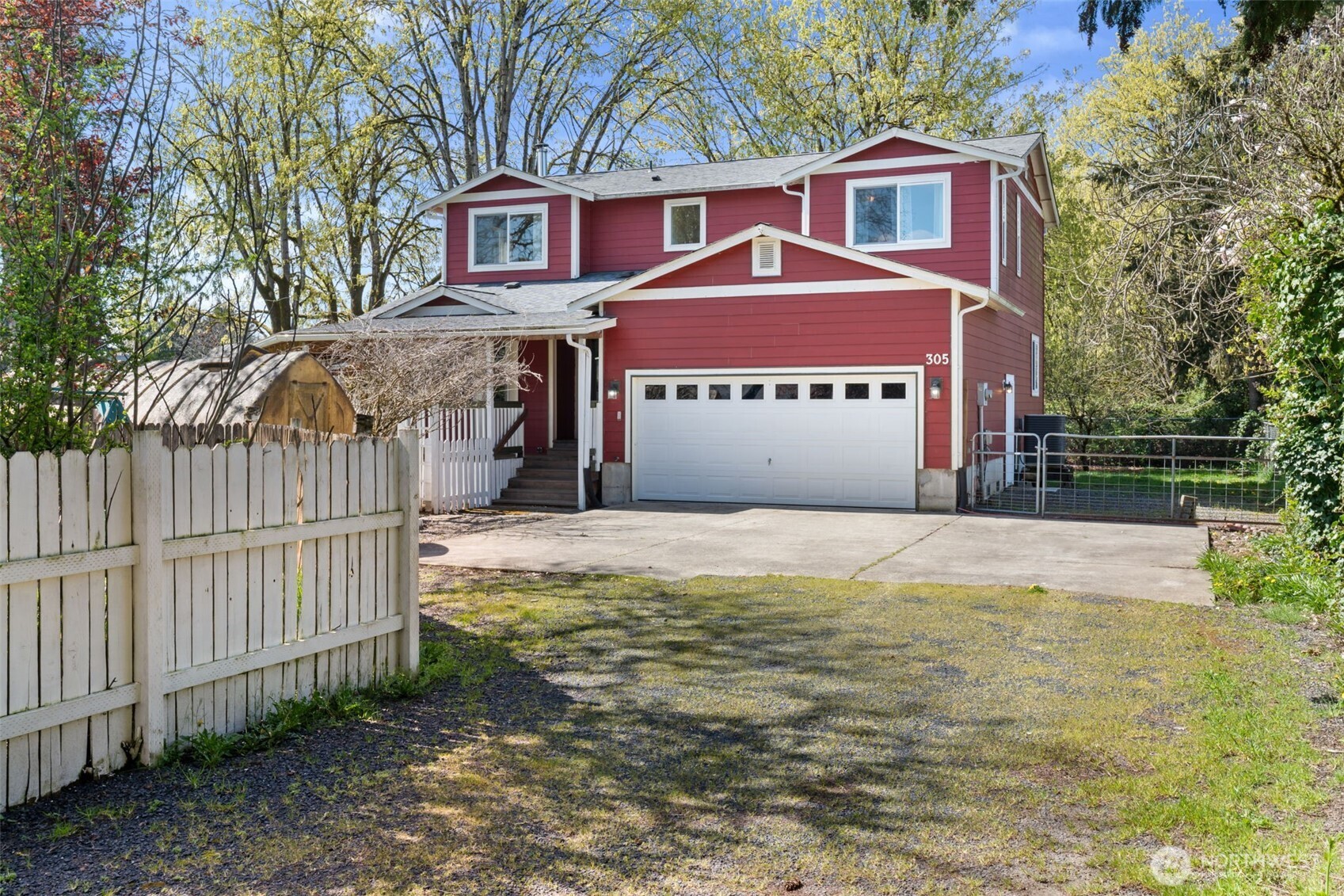 305 Denny Way Property Photo 37