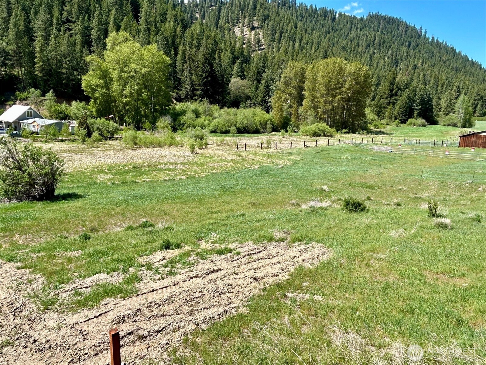 17490 Chumstick Highway Property Photo 5