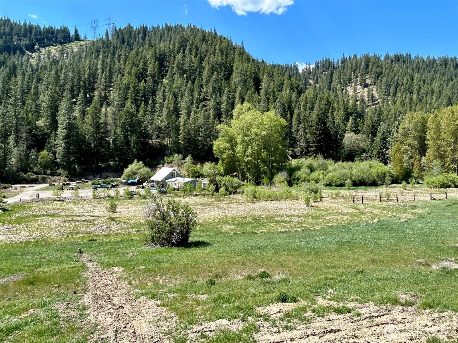 17490 Chumstick Highway Property Photo 8