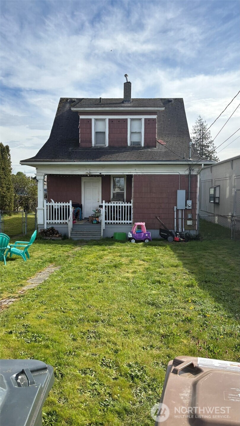 502 E Wright Avenue Property Photo 7