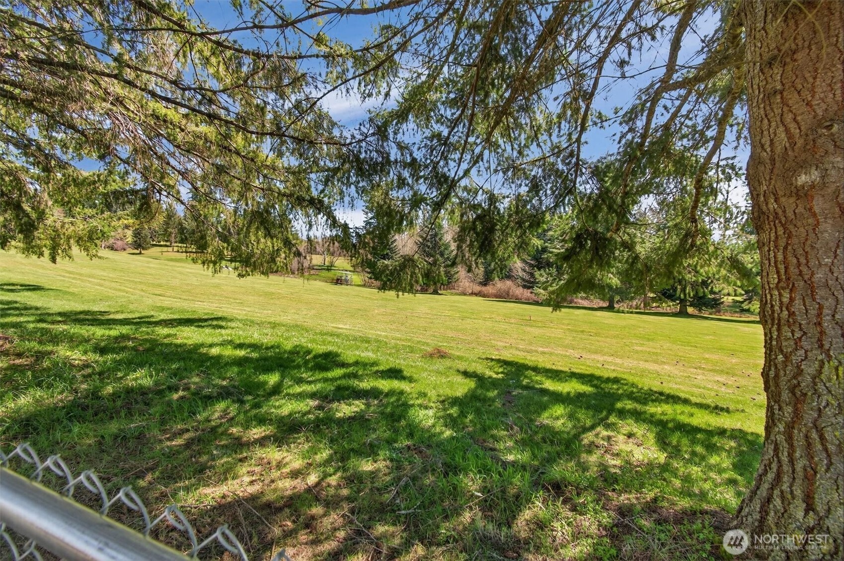 16 Linquist Lane Property Photo 28