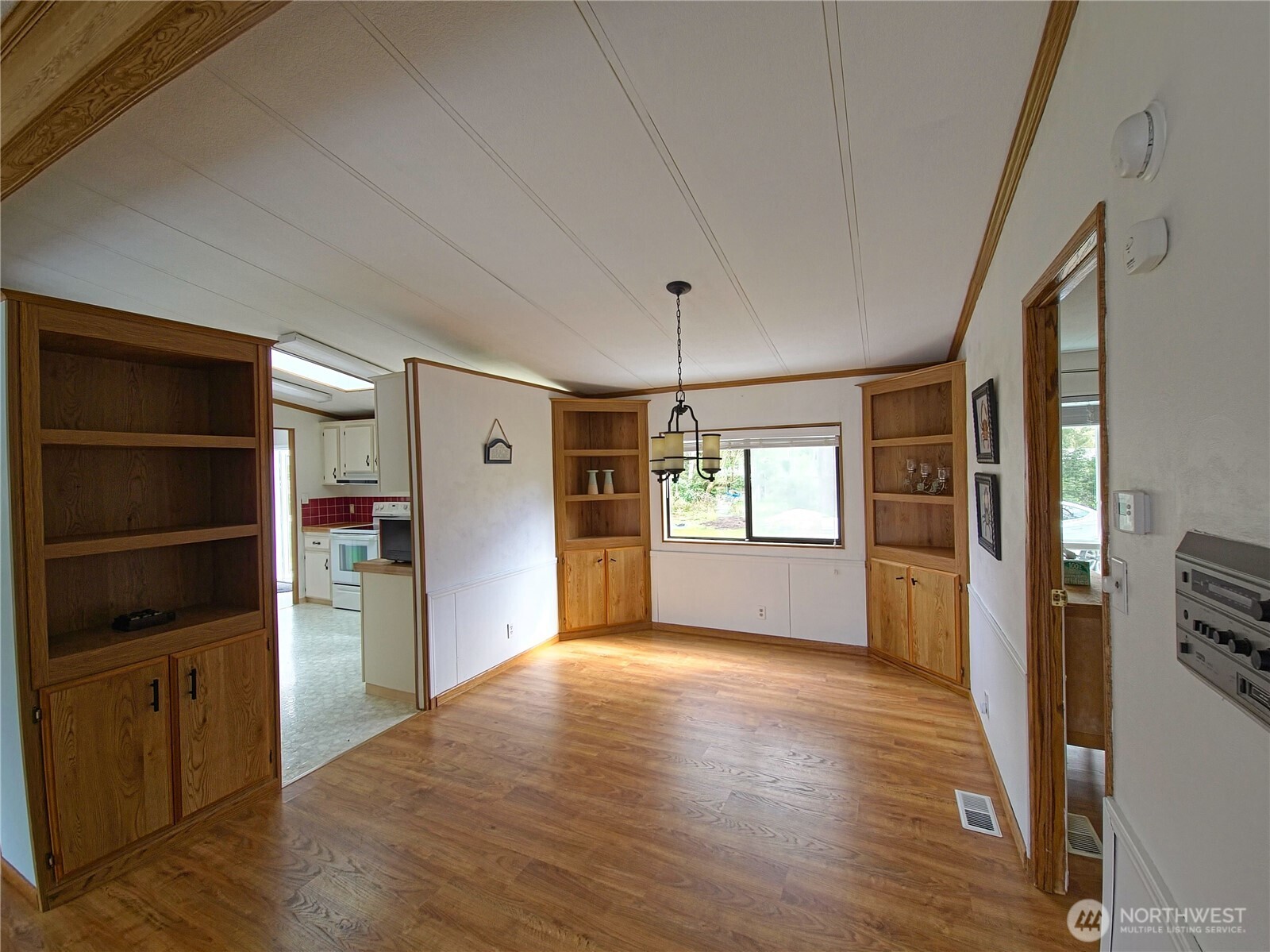 1301 321st Property Photo 11