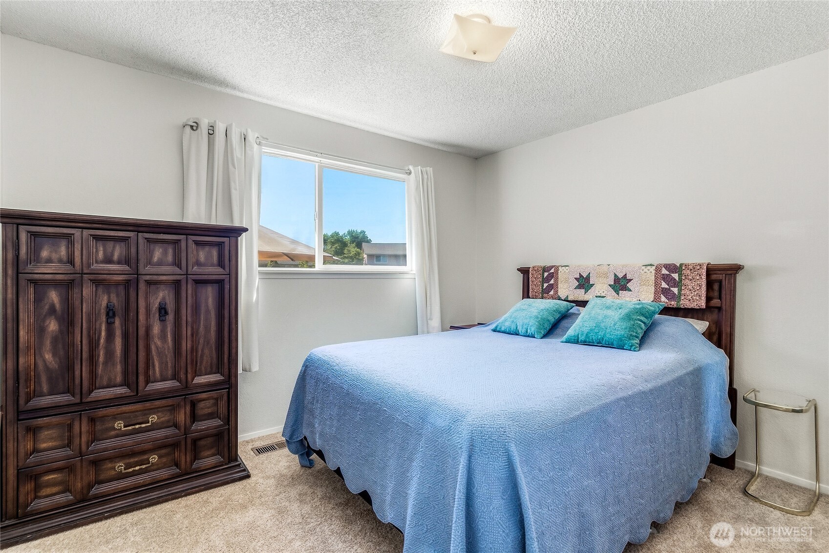 1521 Se Freedom Place Property Photo 13