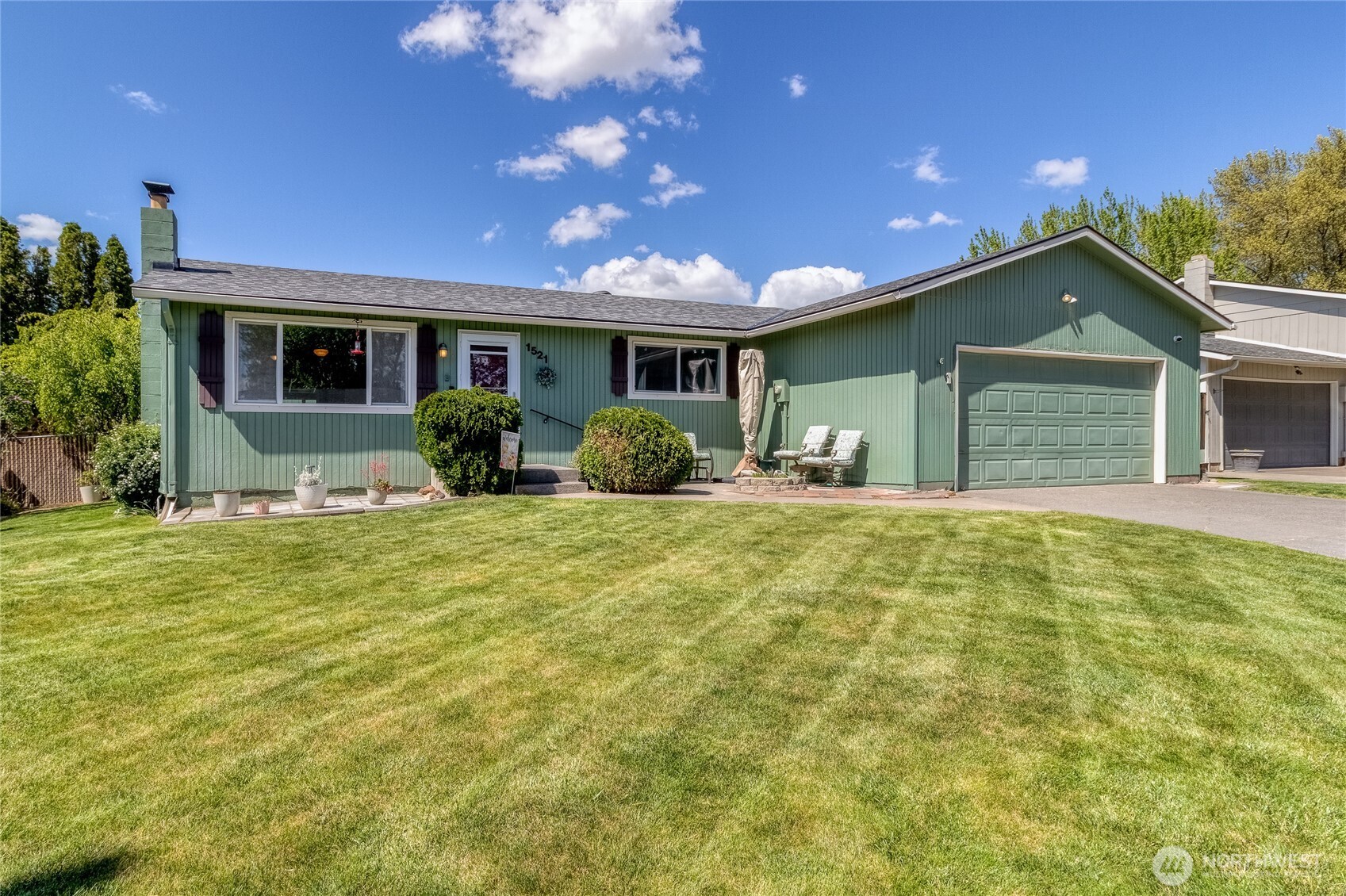 1521 Se Freedom Place Property Photo 33