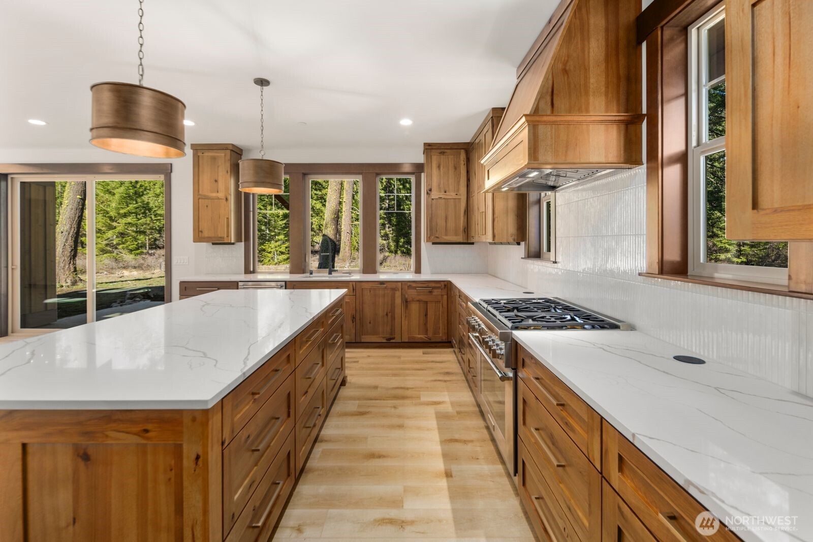 250 Wanawish Loop Property Photo 9