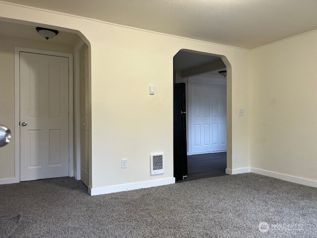 12524 Addison Street Property Photo 7