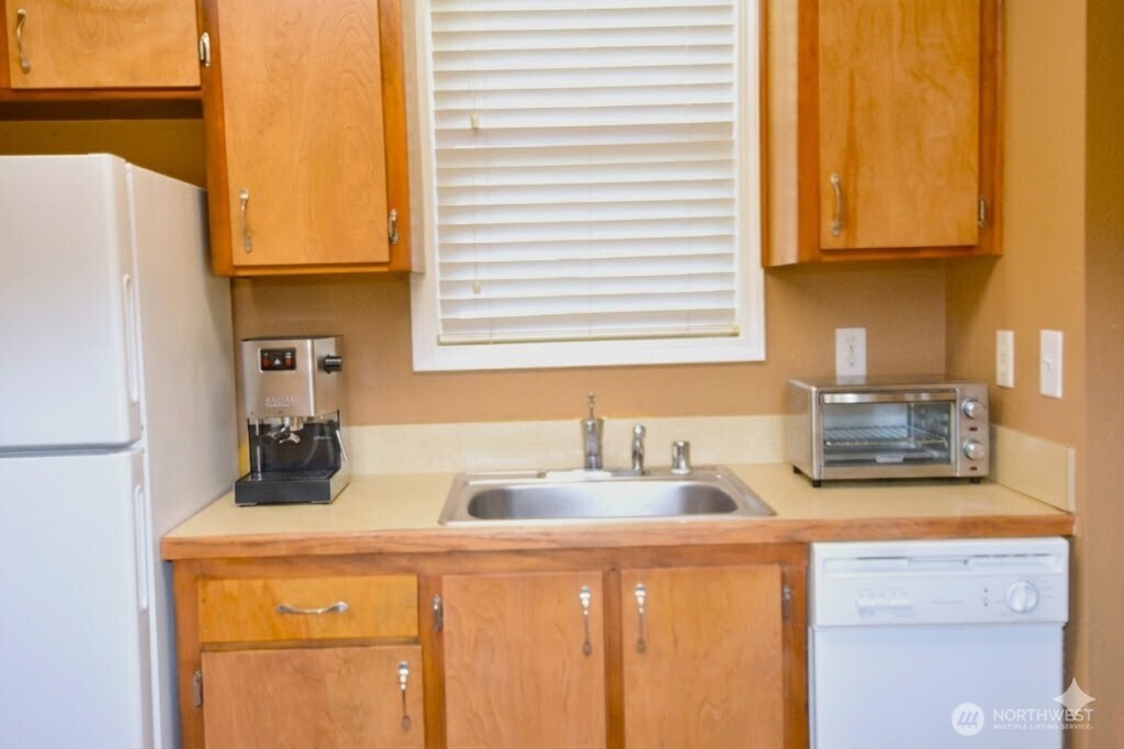 2629 Rucker Ave. 3 Property Photo 3