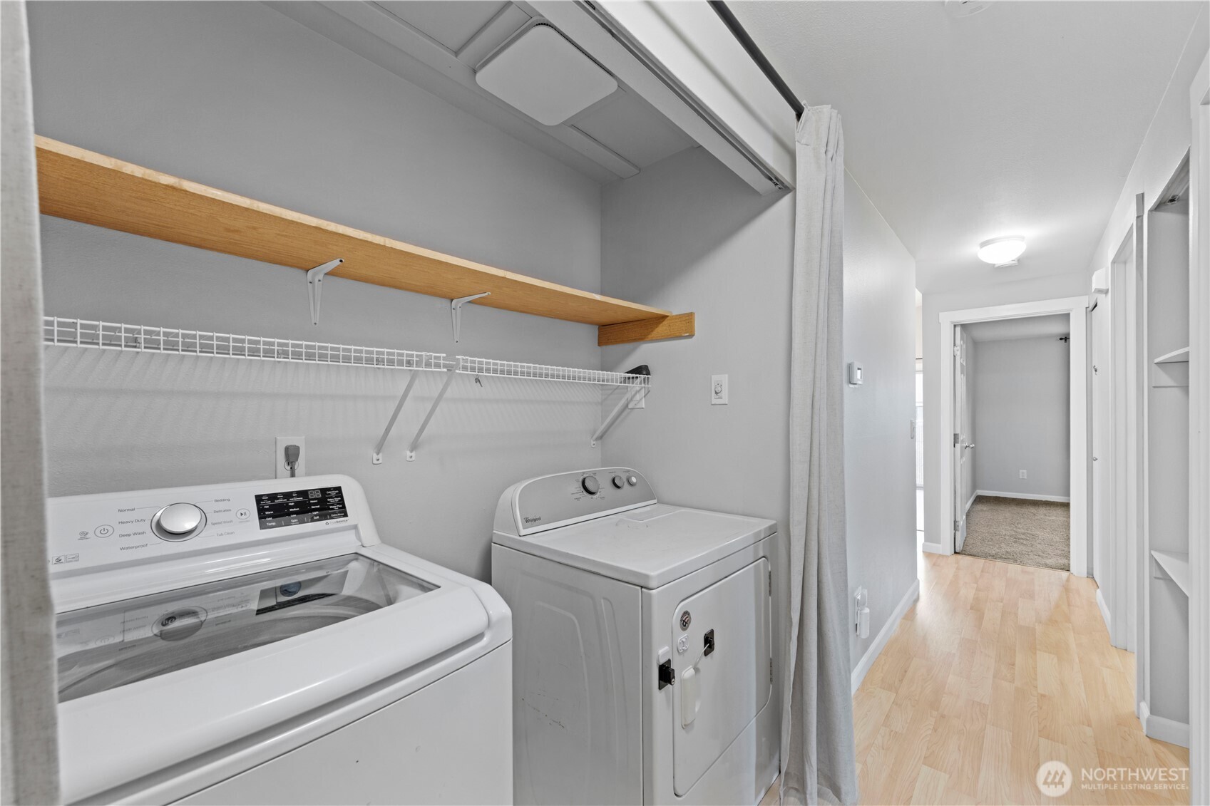 709 Lois Lane Property Photo 14