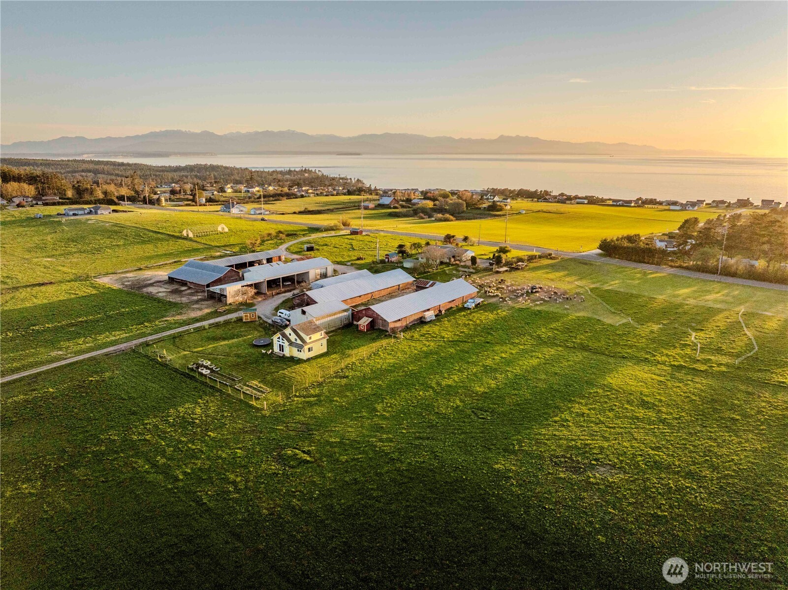 886 North West Beach Road Property Photo 2