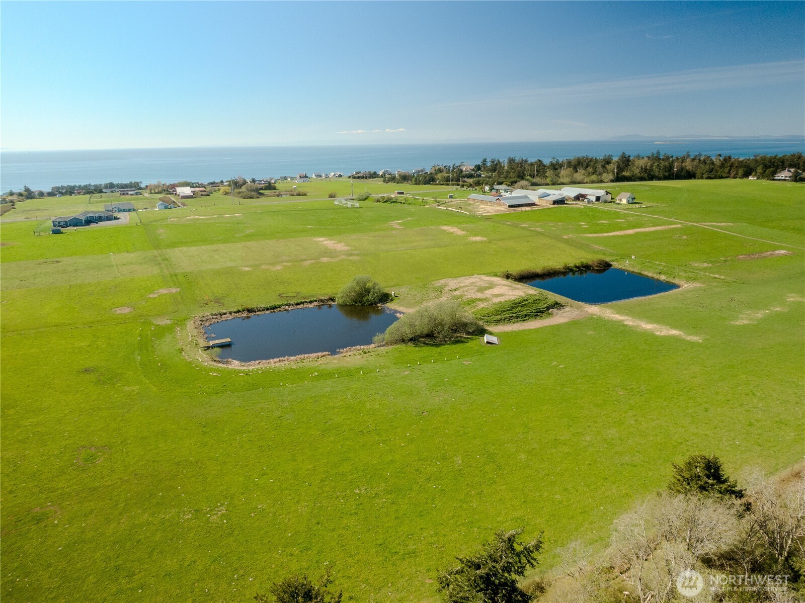 886 North West Beach Road Property Photo 5