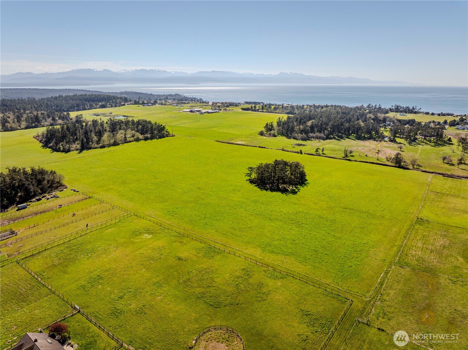886 North West Beach Road Property Photo 6