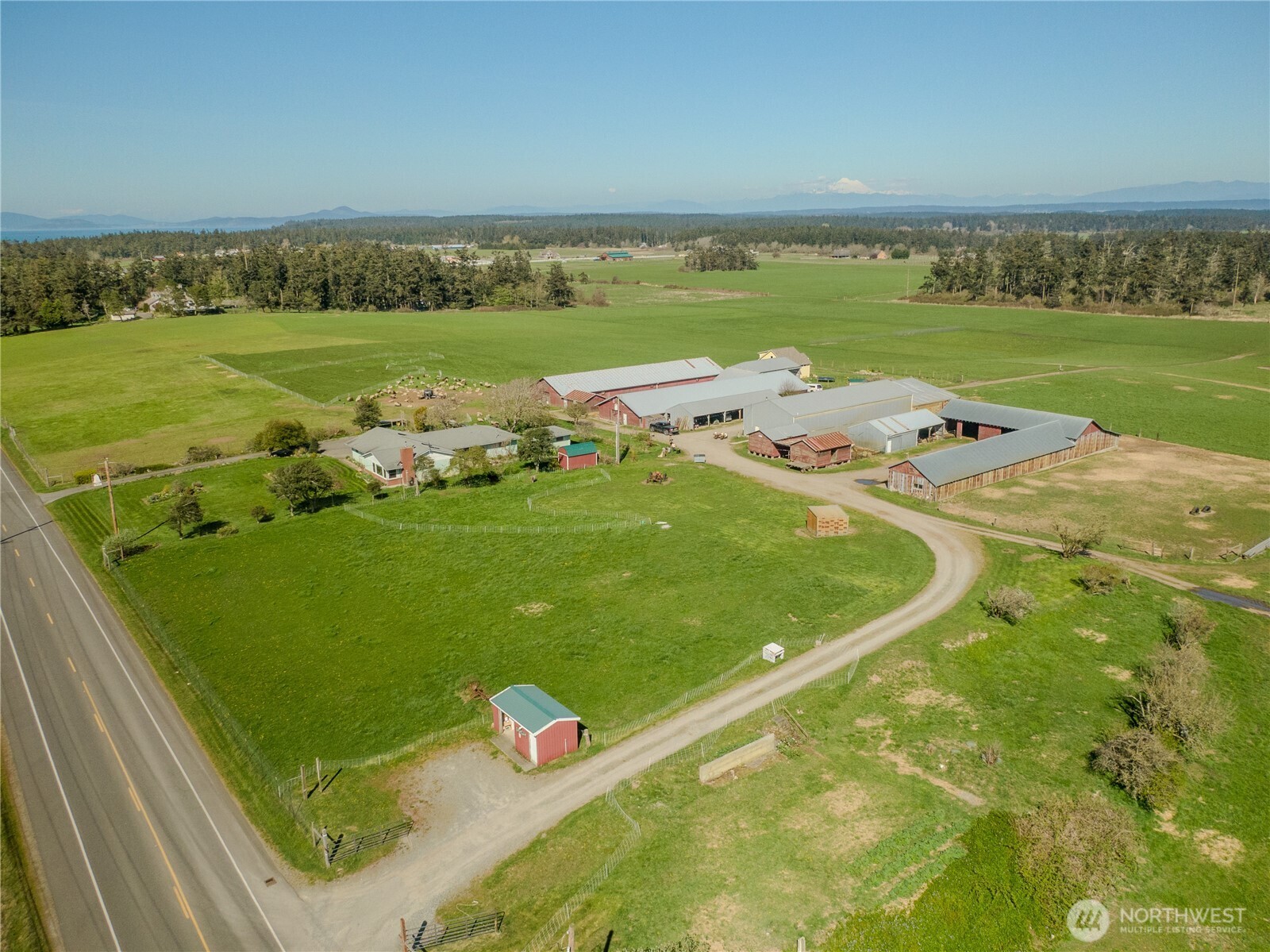 886 North West Beach Road Property Photo 9