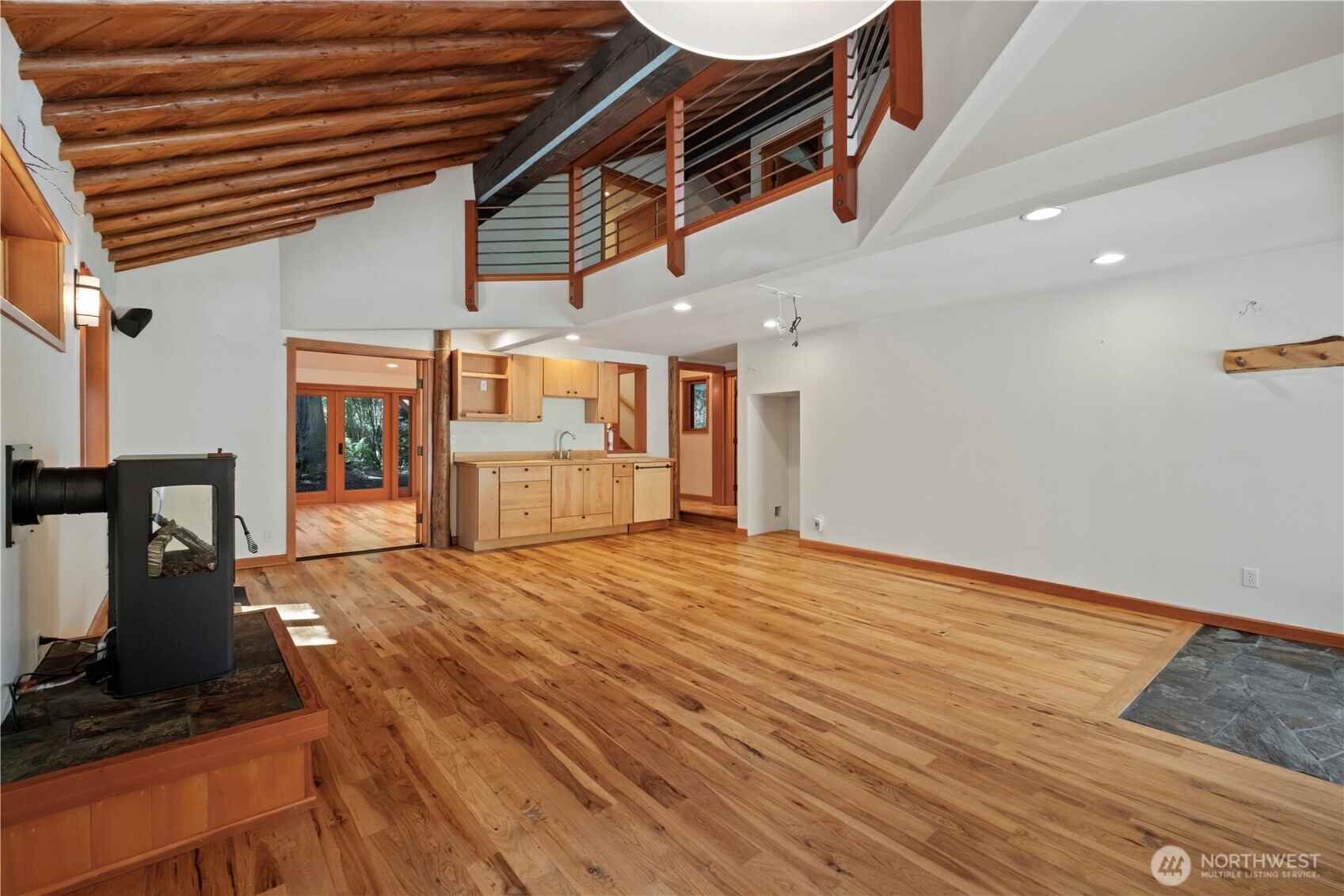17040 Agate Street Property Photo 33