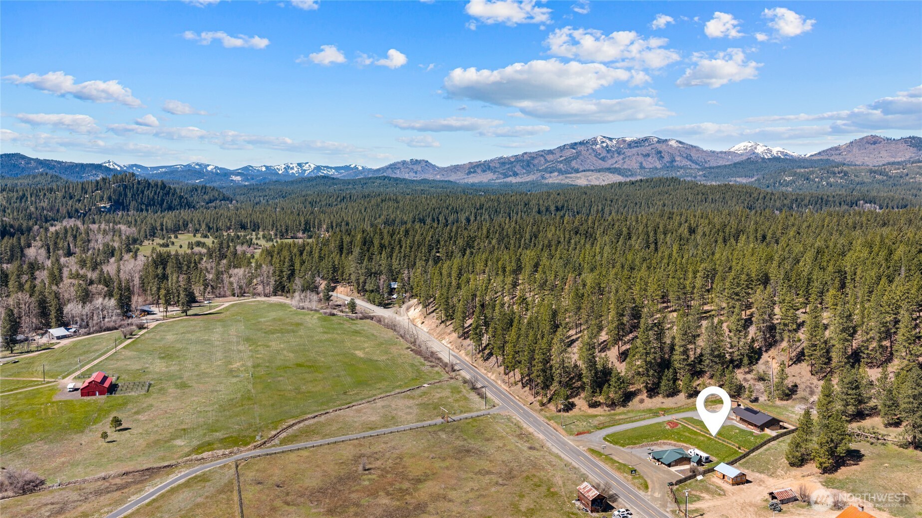 10692 Teanaway Road Property Photo 3