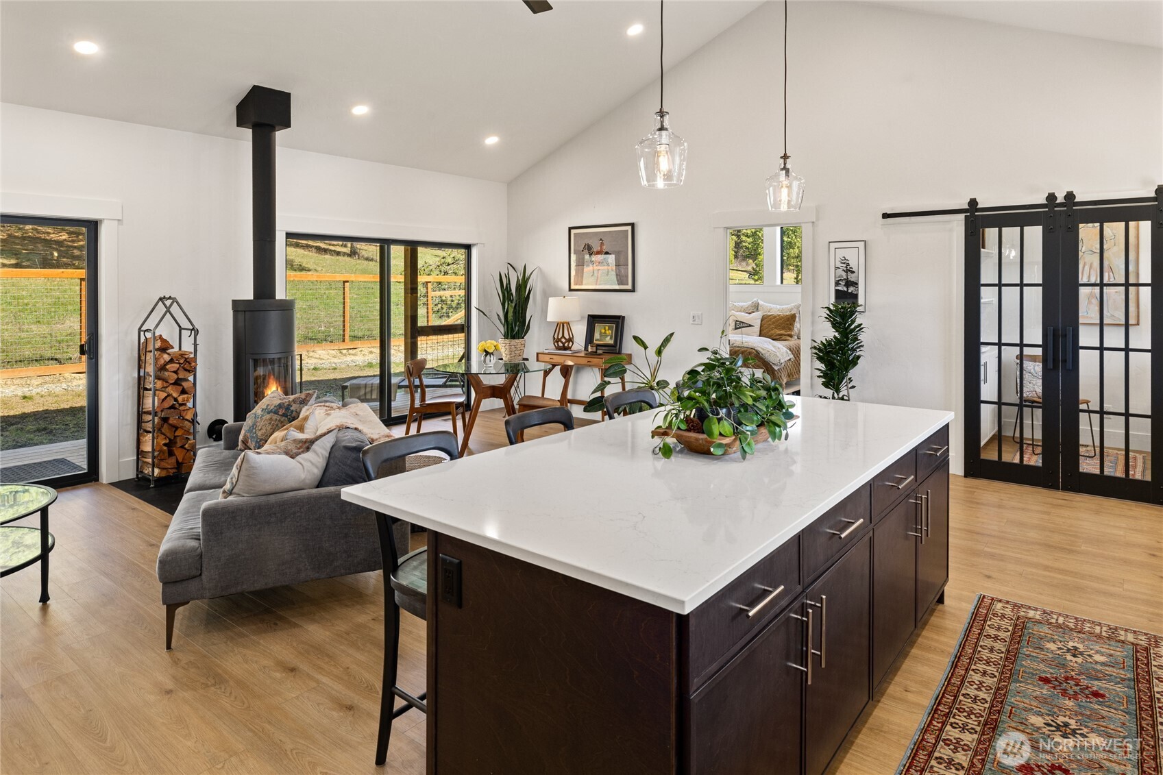 10692 Teanaway Road Property Photo 17