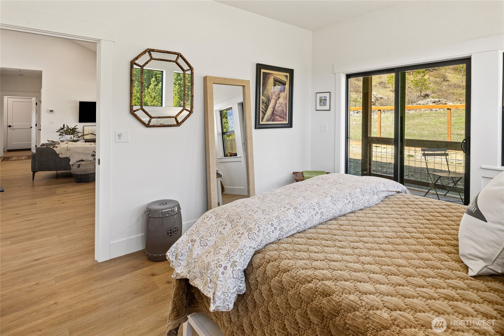 10692 Teanaway Road Property Photo 22