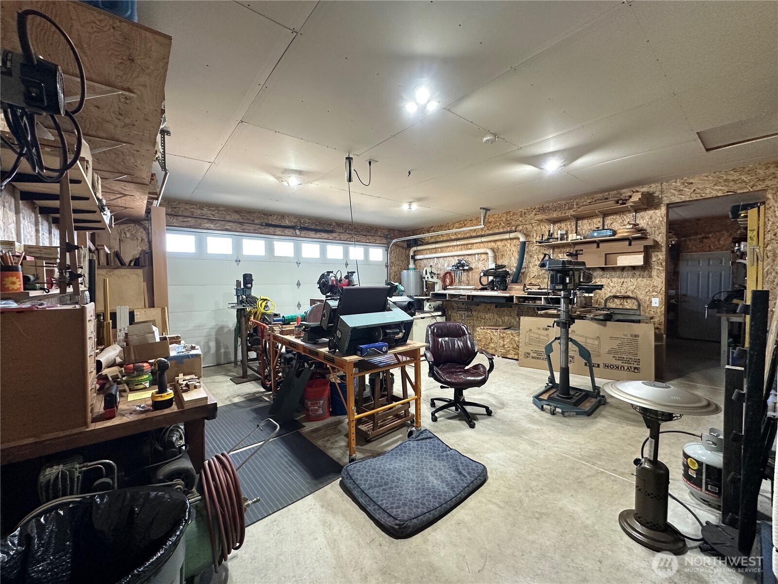 22 Shorthorn Property Photo 23