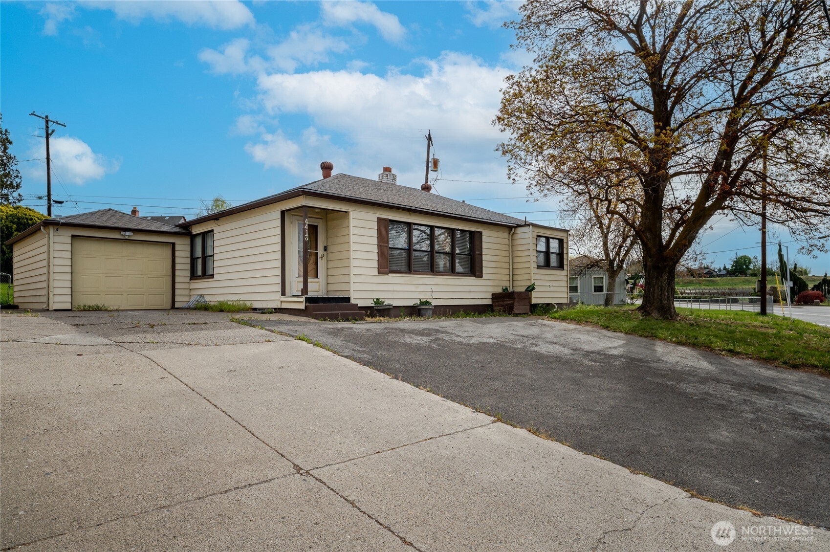 4413 Terrace Heights Drive Property Photo 1