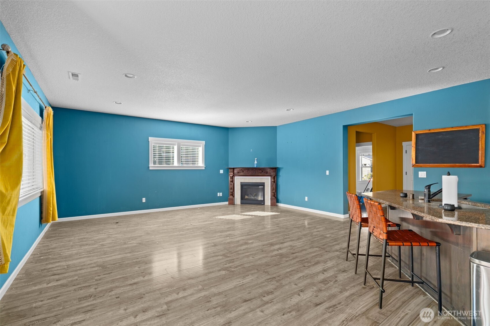 123 Zephyr Drive Property Photo 2