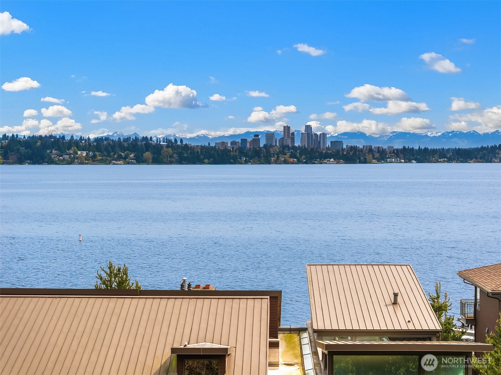 2506100 Property Photo 3
