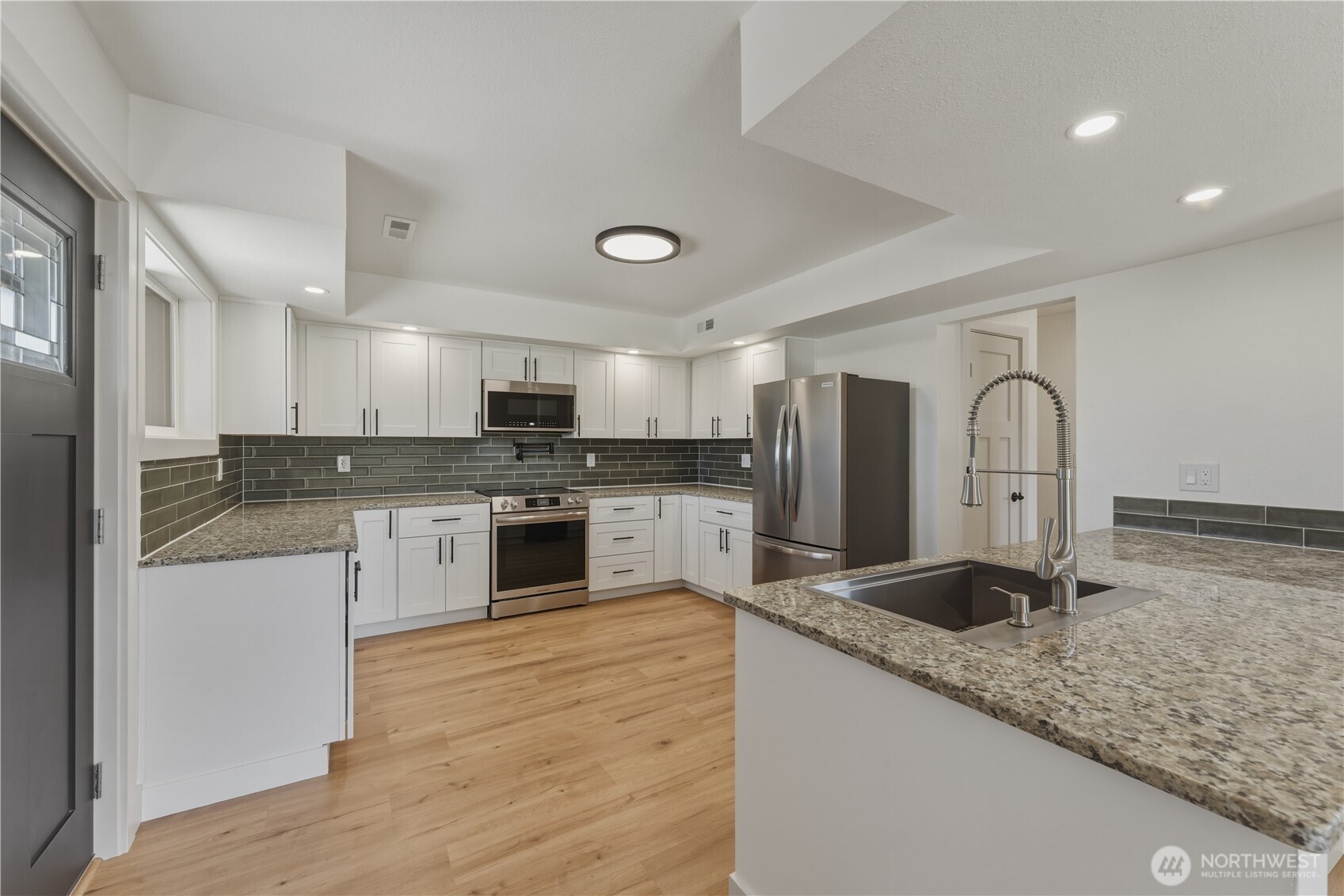 54027 Summers Lane Property Photo 6