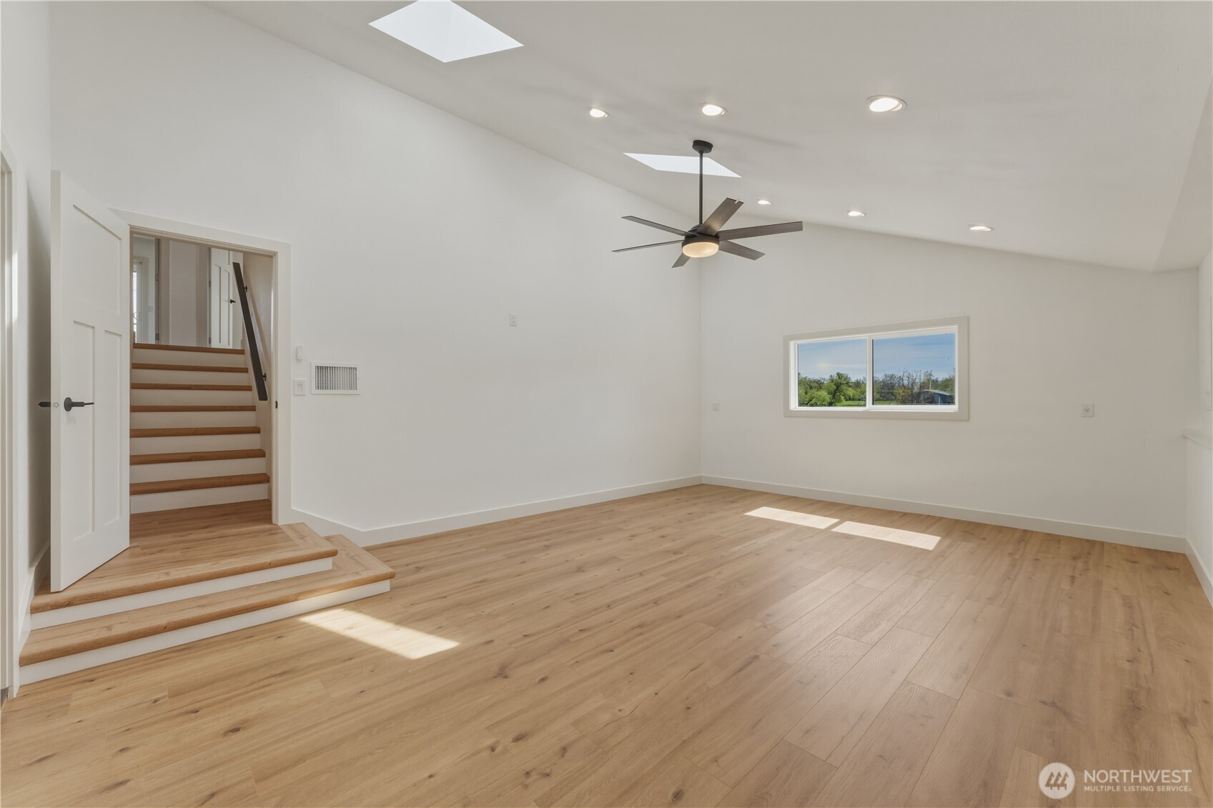54027 Summers Lane Property Photo 14
