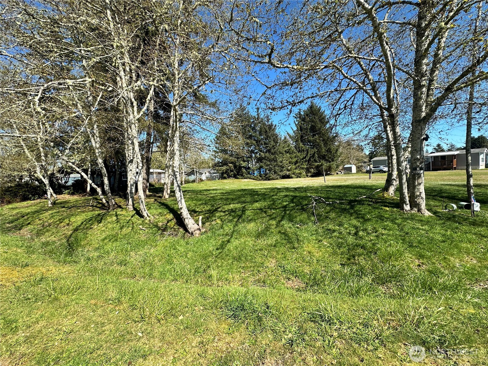732 Edgewood Avenue Property Photo 2