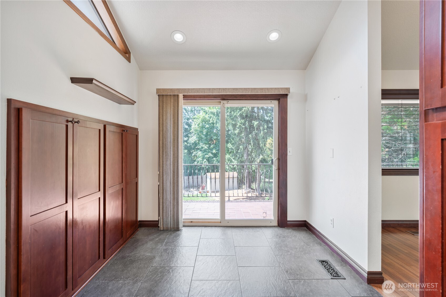 13 Judith Place Property Photo 14