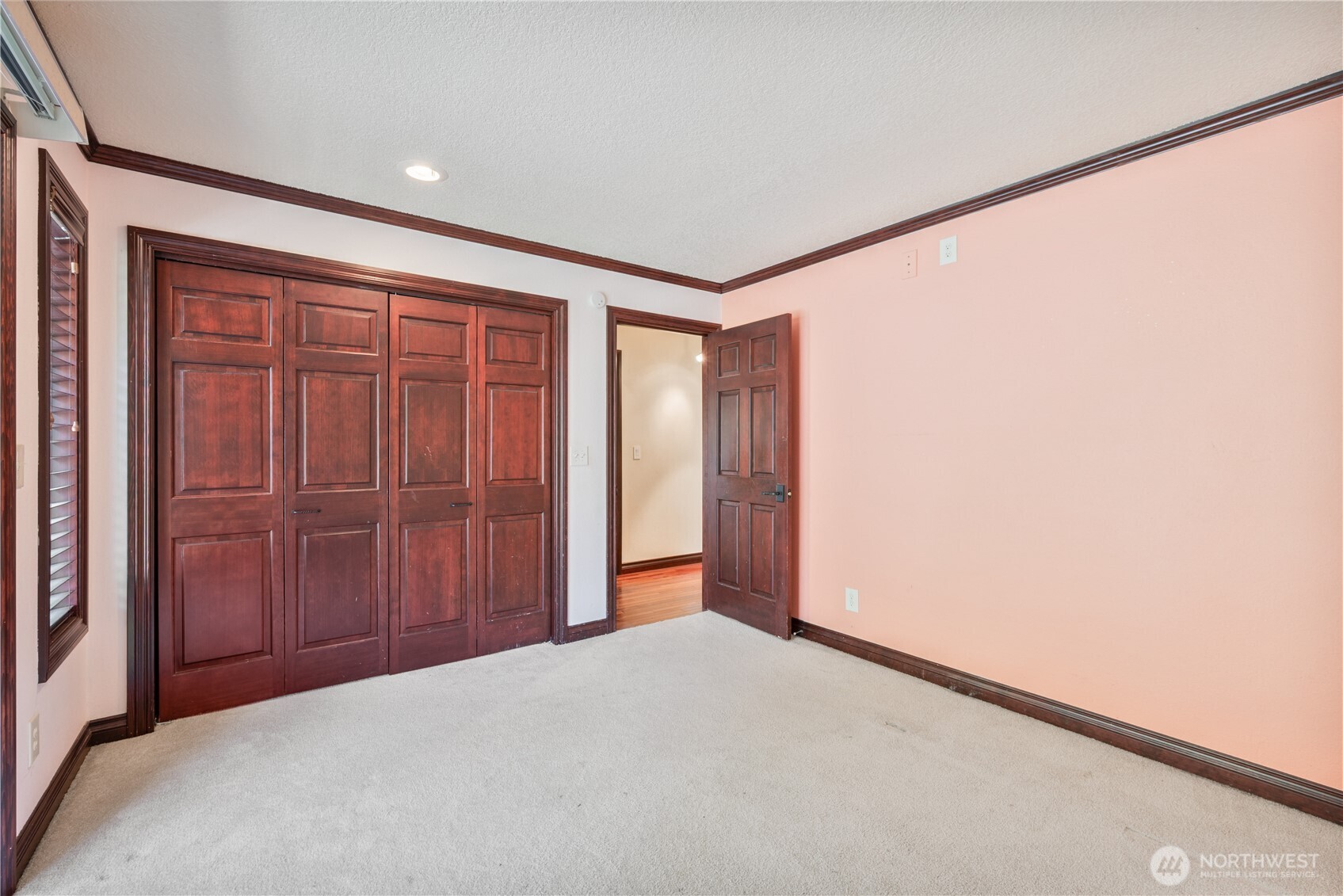 13 Judith Place Property Photo 20