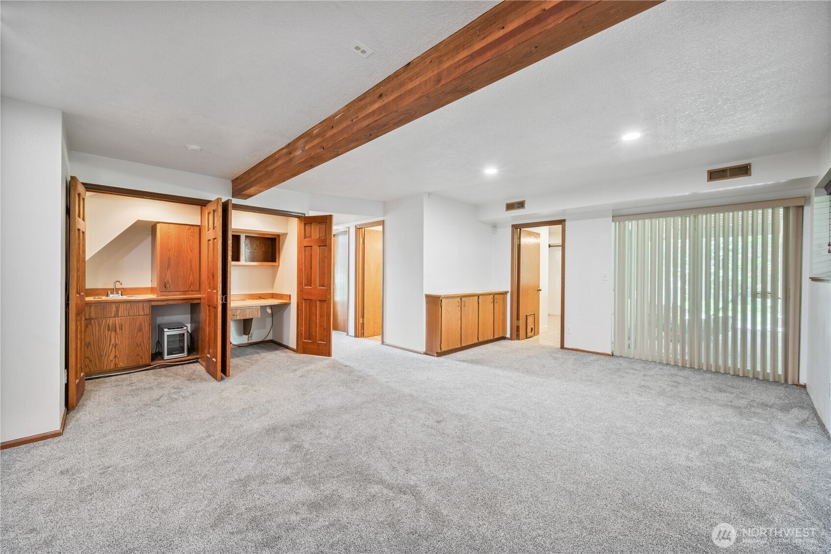 13 Judith Place Property Photo 25