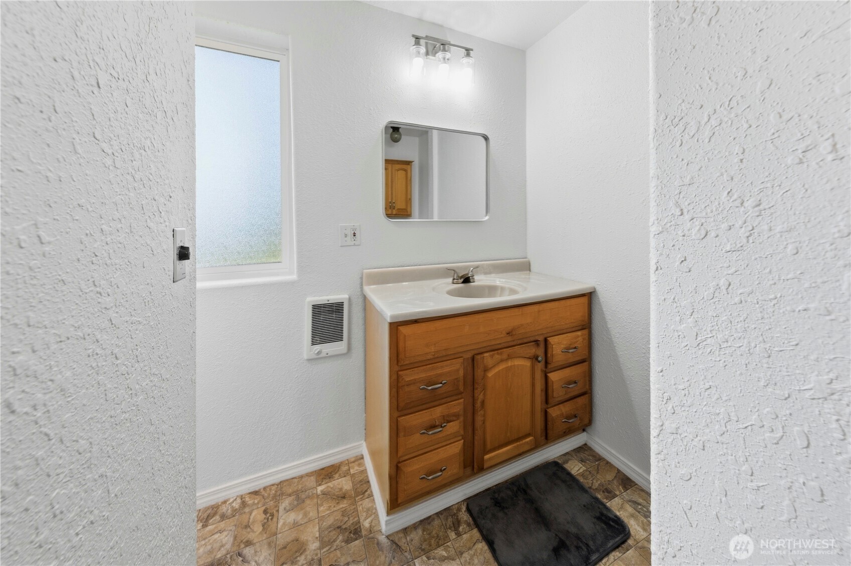 6505 Stewart Avenue Property Photo 19
