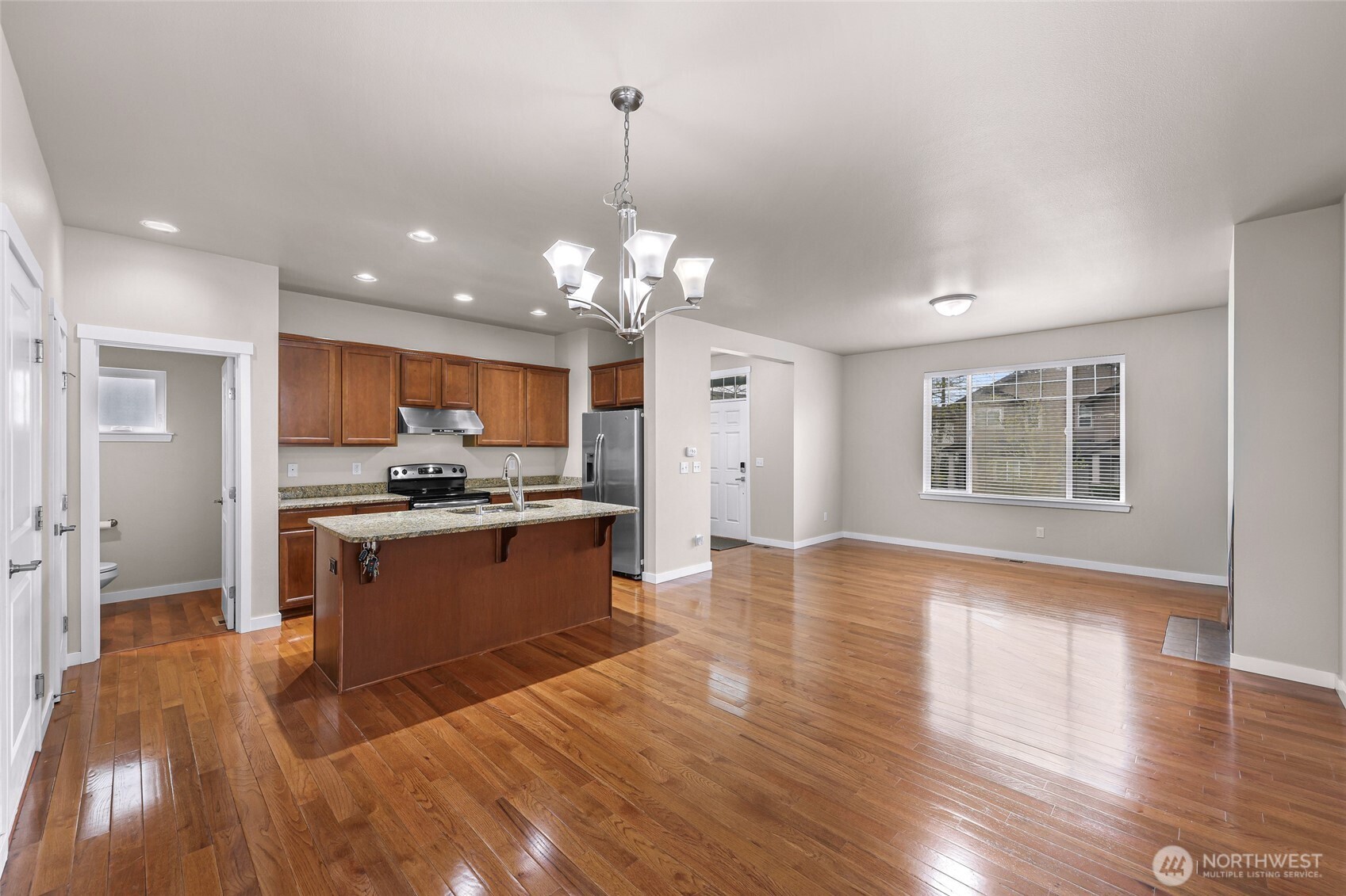 336 Tremont Avenue Property Photo 10