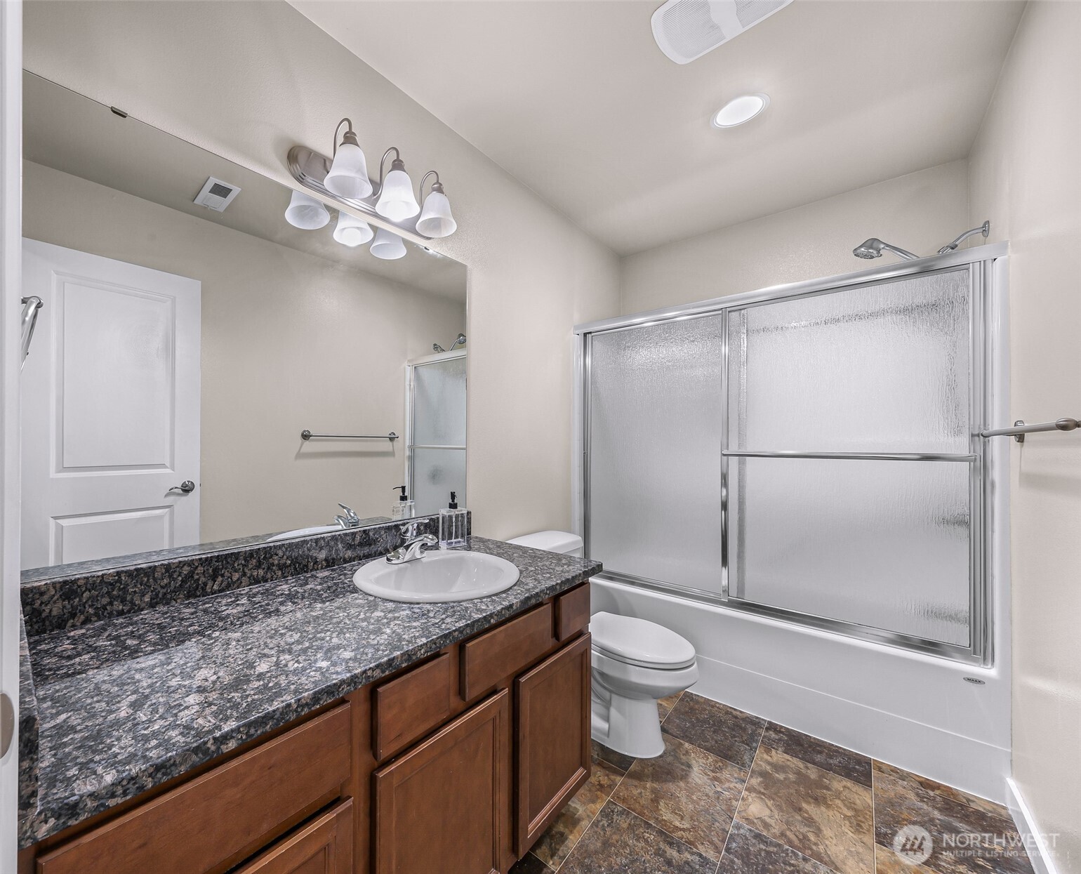 336 Tremont Avenue Property Photo 20