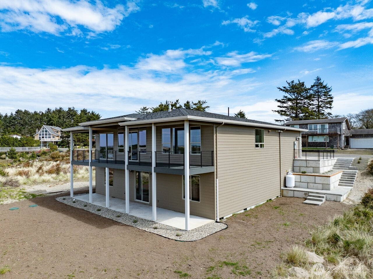 33509 J Place Property Photo 1