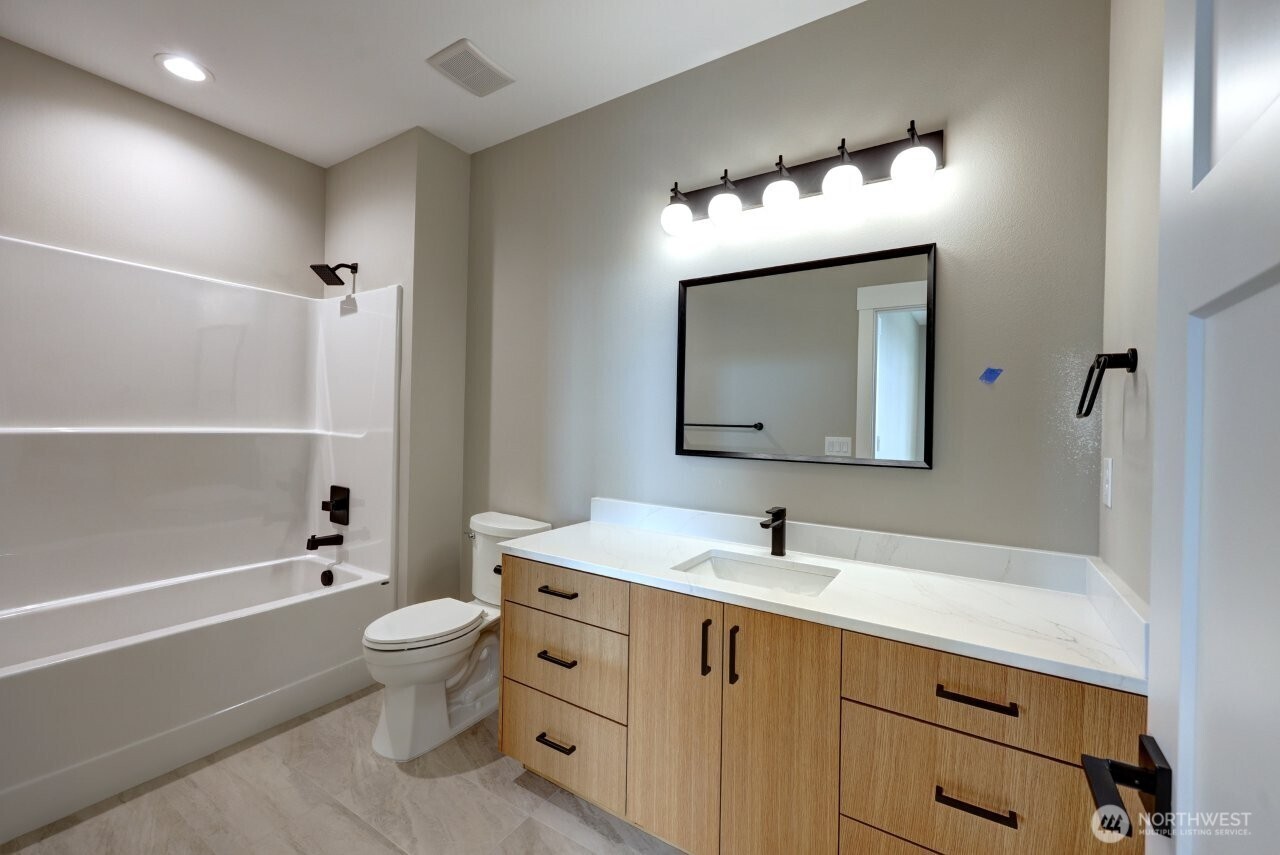 33509 J Place Property Photo 29