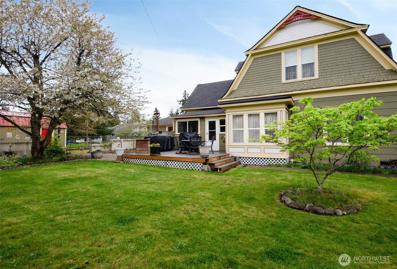 204 W Harris Avenue Property Photo 6