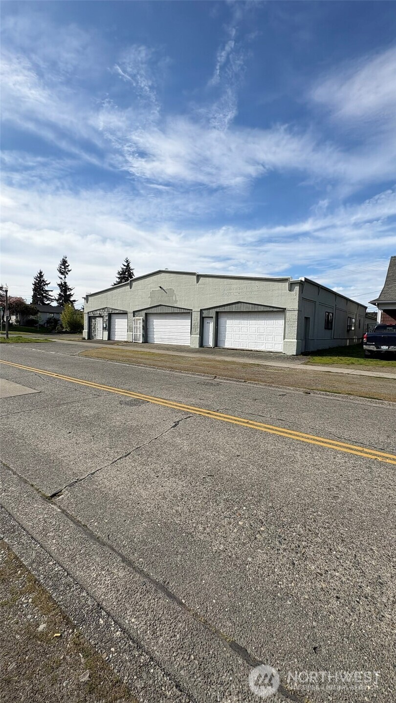 501 E 34th Street Property Photo 1